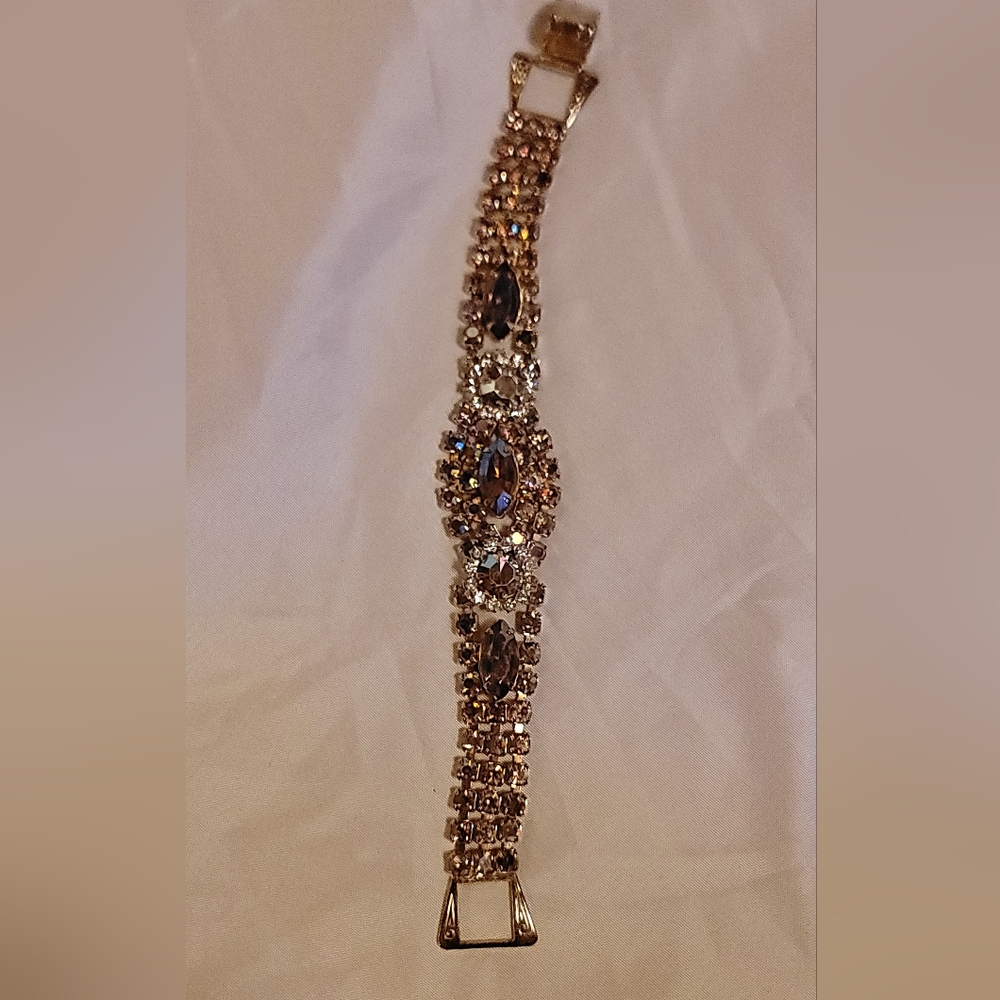 Aurora Borealis Vintage Women's Bracelet - Picture 2 of 6